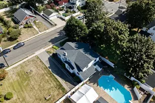 652 Stockton St, New Milford, NJ 07646 - Photo 1