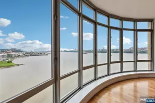 8100 River Road 1215, North Bergen, NJ 07047 - Photo 1