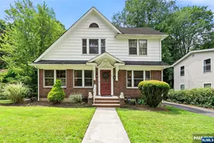 312 Ivy Ln, Englewood, NJ 07631 - Photo 1