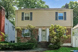 1073 Bromley Ave, Teaneck Township, NJ 07666 - Photo 1