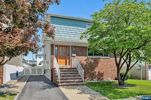 714 Tyler St, Lyndhurst Township, NJ 07071 - Photo 1