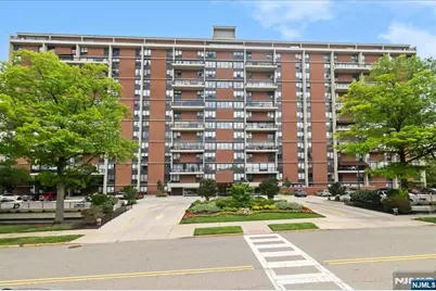 3 Horizon 626 #626, Fort Lee, NJ 07024 - Photo 1