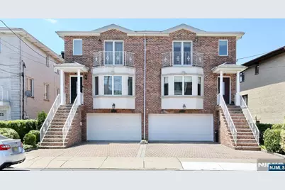 400 Lawton Avenue, Cliffside Park, NJ 07010 - Photo 1
