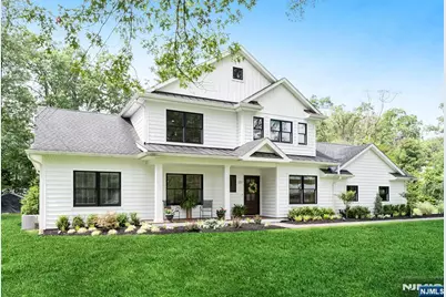 207 Henry Place, Wyckoff Township, NJ 07481 - Photo 1