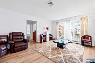 186 Hamilton Avenue, Fairview, NJ 07022 - Photo 1