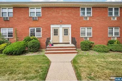 66 Knox Terrace 1B #1B, Wayne, NJ 07470 - Photo 1