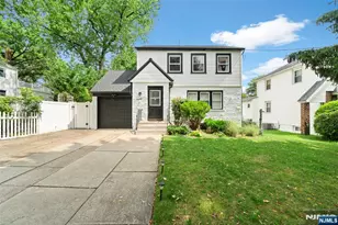 49 Walnut St, Teaneck Township, NJ 07666 - Photo 1