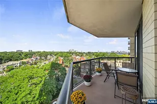 900 Palisade Ave 7C, Fort Lee, NJ 07024 - Photo 1