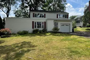 239 Greenway Terrace, River Edge, NJ 07661 - Photo 1