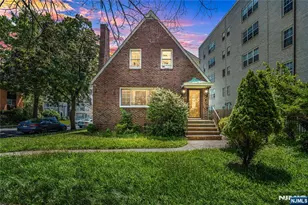 384 Harrison St, East Orange, NJ 07018 - Photo 1