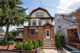 325 Valley Brook Ave, Lyndhurst Township, NJ 07071 - Photo 1