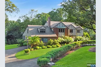 9 Deerfield Drive, Woodcliff Lake, NJ 07677 - Photo 1