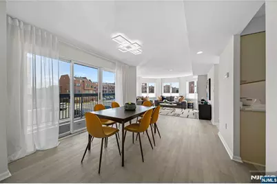 401 Williams Court, Edgewater, NJ 07020 - Photo 1