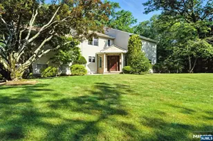 7 Stony Ridge Dr, Hillsdale, NJ 07642 - Photo 1