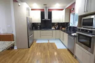 638 Undercliff Ave, Edgewater, NJ 07020 - Photo 1