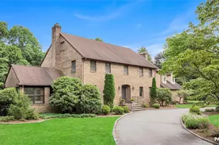 939 Briarwoods Rd, Franklin Lakes, NJ 07417 - Photo 1