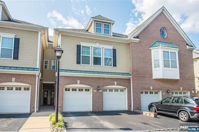 812 River Place, Butler, NJ 07405 - Photo 1