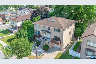 472 Central Boulevard, Fort Lee, NJ 07024 - Photo 1