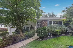 218 Mayfair Rd, Paramus, NJ 07652 - Photo 1