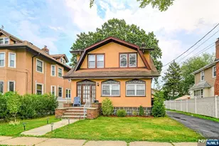 1128 Edgewood Ln, Fort Lee, NJ 07024 - Photo 1