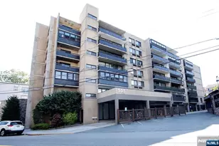 555 Gorge Road 5G, Cliffside Park, NJ 07010 - Photo 1