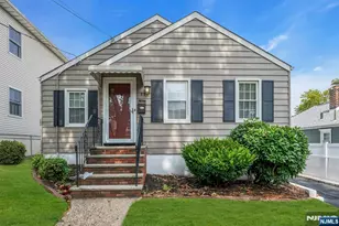 89 King St, Kearny, NJ 07032 - Photo 1