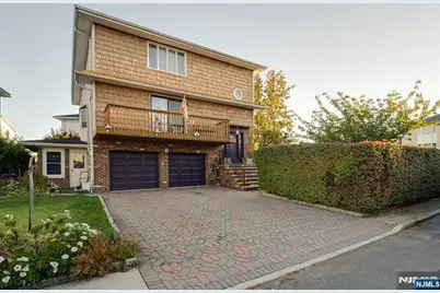3 Acorn Road, Secaucus, NJ 07094 - Photo 1