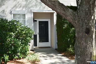 271 Winthrop Dr, Butler, NJ 07405 - Photo 1