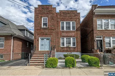 431 12th Street, Newark, NJ 07107 - Photo 1