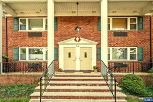 54 Westervelt Ave B, Tenafly, NJ 07670 - Photo 1