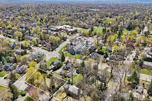 200 Madison Pl, Ridgewood, NJ 07450 - Photo 1