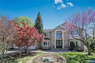 278 Starling Court, Paramus, NJ 07652 - Photo 1