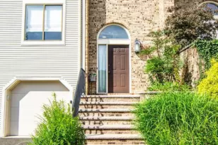 18 Louisburg Square 18, Verona, NJ 07044 - Photo 1