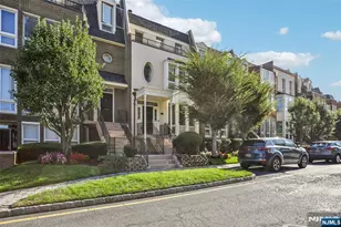 185 Kensington Dr, Fort Lee, NJ 07024 - Photo 1