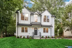 463 Berkshire Rd, Ridgewood, NJ 07450 - Photo 1