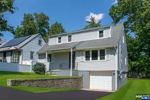 121 Washington Pl, Teaneck Township, NJ 07666 - Photo 1