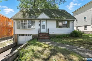 116 Washington Pl, Teaneck Township, NJ 07666 - Photo 1