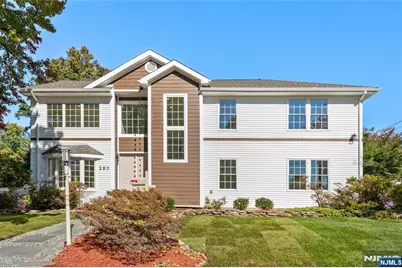 280 North Drive, River Edge, NJ 07661 - Photo 1
