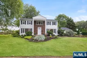 506 Salem St, Paramus, NJ 07652 - Photo 1