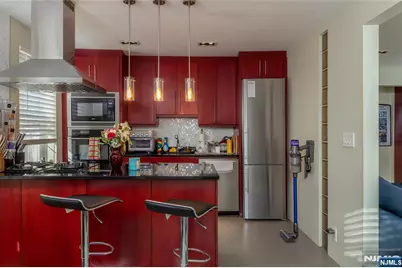 126 Hackett Place 204B #204B, Rutherford, NJ 07070 - Photo 1