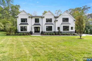 559 Stellman Dr, River Vale Township, NJ 07675 - Photo 1