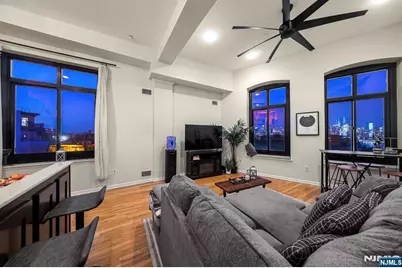 518 Gregory Avenue C402 #C402, Weehawken, NJ 07086 - Photo 1