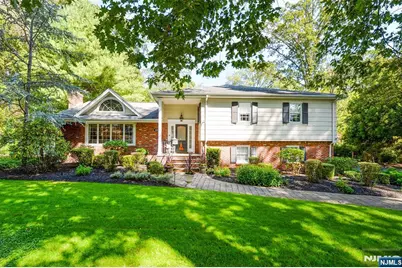 529 Covington Place, Wyckoff Township, NJ 07481 - Photo 1