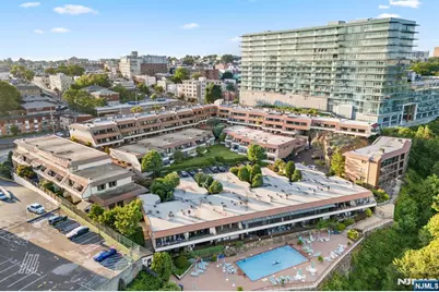 300 Gorge Road 8 #8, Cliffside Park, NJ 07010 - Photo 1