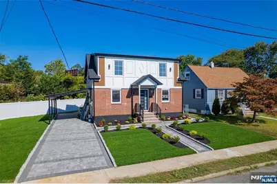 197 Roosevelt Avenue, Elmwood Park, NJ 07407 - Photo 1