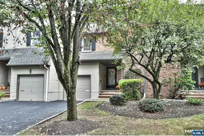 17 Allison Court, Allendale, NJ 07401 - Photo 1