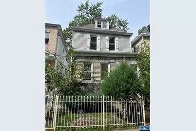 77 Munn Avenue, Newark, NJ 07106 - Photo 1