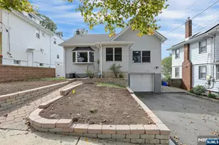 128 Homestead Pl, Bogota, NJ 07603 - Photo 1