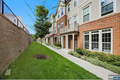 39 Arnold Drive, Wood Ridge, NJ 07075 - Photo 1