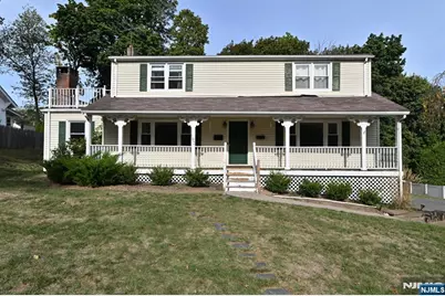 190 Madison Avenue, Midland Park, NJ 07432 - Photo 1